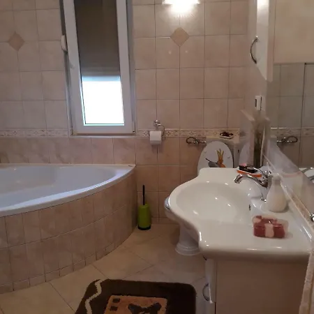 Matea Apartman